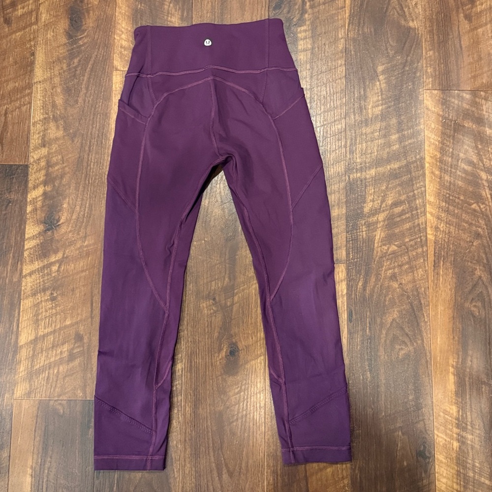 lululemon 25” Cropped Capri Leggings w Pockets - Picture 2 of 4